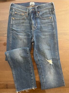 J. Crew Medium Blue Denim Jeans 99% cotton 1% elastane